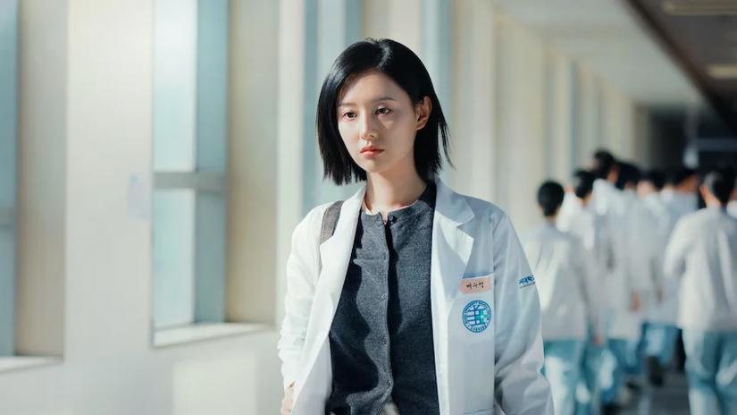 Immagine tratta da Doctor X: Mafia in White Immagine tratta da Doctor X: Mafia in White