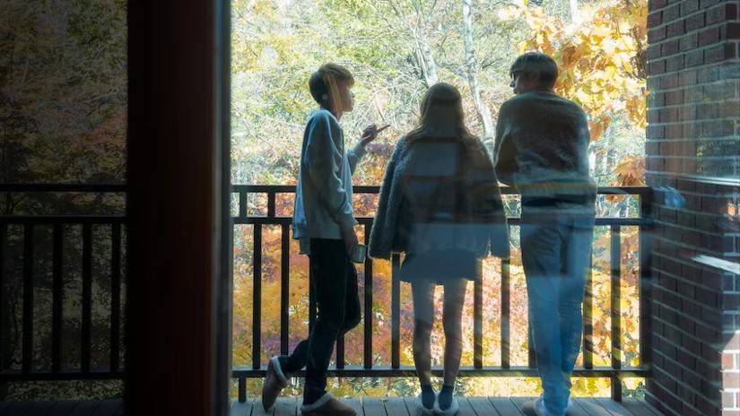 Immagine tratta da Terrace House: Opening New Doors